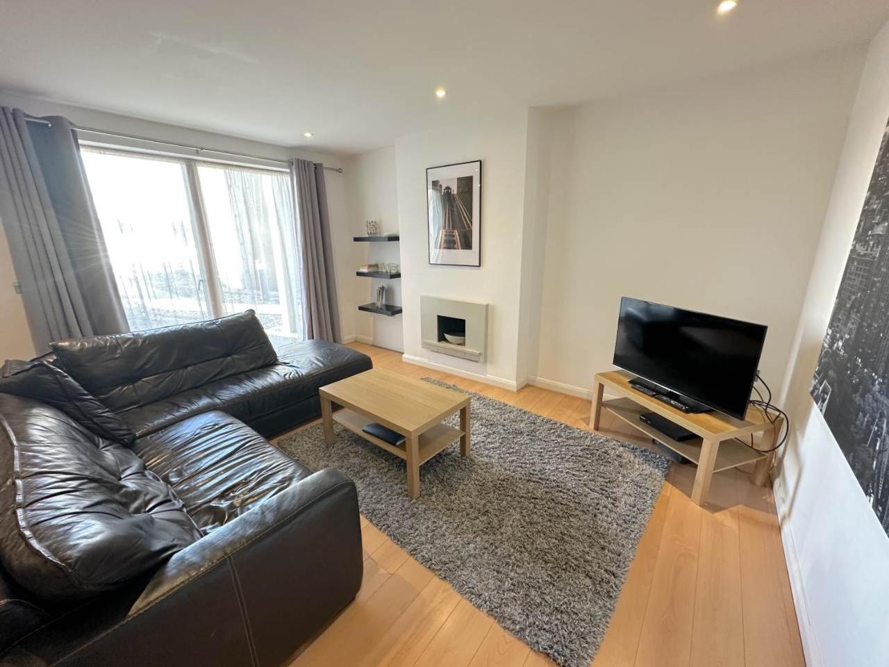 Parc Y Bryn Serviced Apartments Aberystwyth Dış mekan fotoğraf
