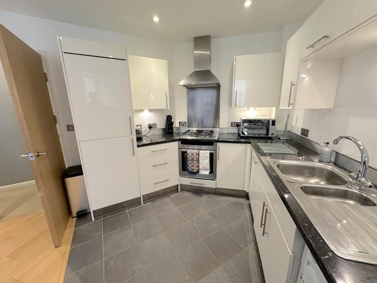 Parc Y Bryn Serviced Apartments Aberystwyth Dış mekan fotoğraf