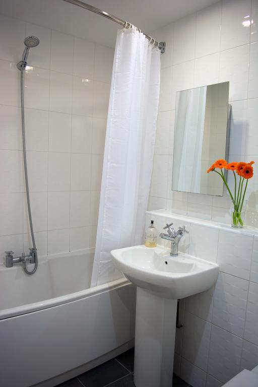 Parc Y Bryn Serviced Apartments Aberystwyth Dış mekan fotoğraf